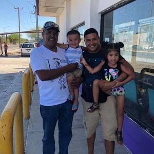 Meet your Posher, Jairoyliz